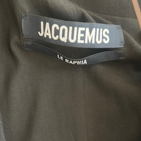 JACQUEMUS
Black Le Raphia 'La Veste Baska' Blazer - Picture 5 of 11